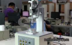 微克仪器研发出小型扭力试验机