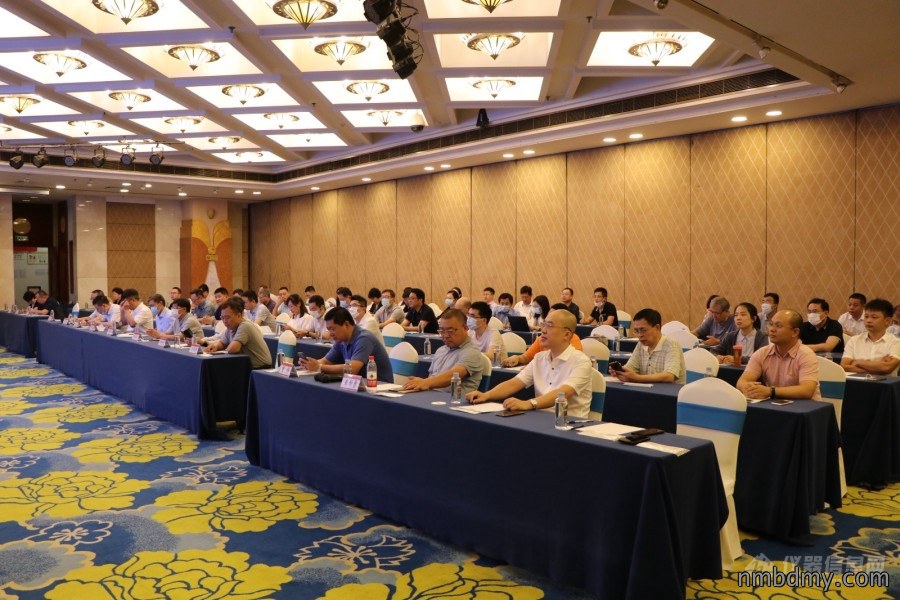 中国仪器仪表行业协会分析仪器分会2021年会圆满召开!(图1) 1.jpg